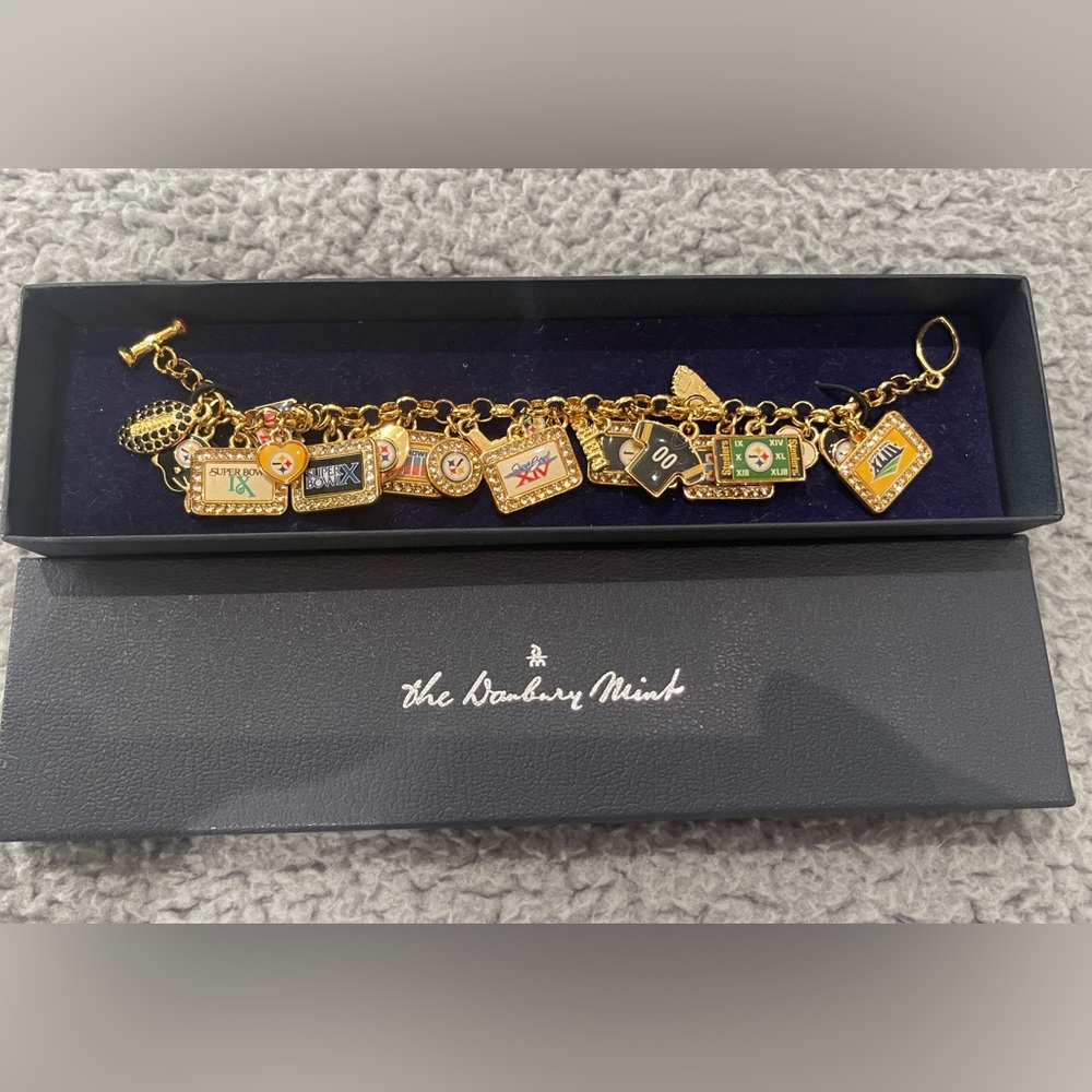 The Danbury Mint Pittsburgh Steelers charm bracelet